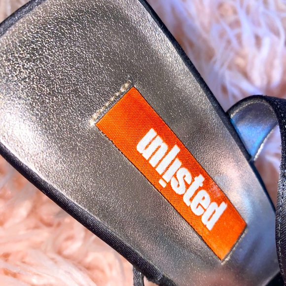 1990s Kenneth Cole Unlisted Women’s Black Strappy Square Kitten Heels Size 9.5 - Picture 4 of 9